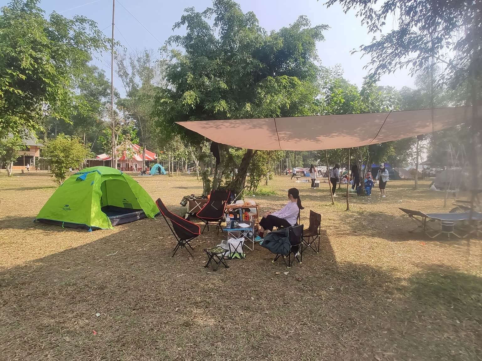 Dịch vụ cắm trại ở Camping Sport - Đồng Mô có gì?