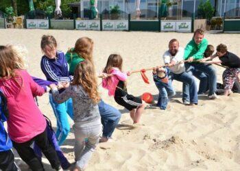 Những trò chơi vận động không thể bỏ qua khi đi cắm trại