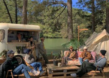 Có gì ở CampArt by #MợJen Đà Lạt mà toàn sao hạng A check-in