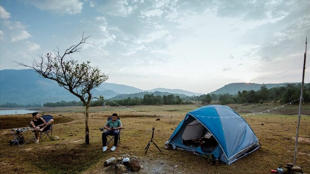 Hè này rủ nhau đi camping ở Quảng Trị với 5 địa điểm nổi tiếng dưới đây
