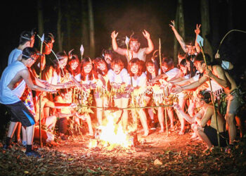 Top 4 trò chơi bên lửa trại điển hình