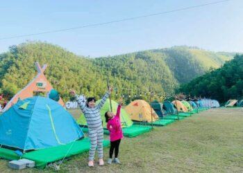 Chỉ cách Hà Nội 1 tiếng chạy xe: Trải nghiệm cắm trại cuối tuần siêu lý tưởng ở Joy Camping (Hòa Bình)