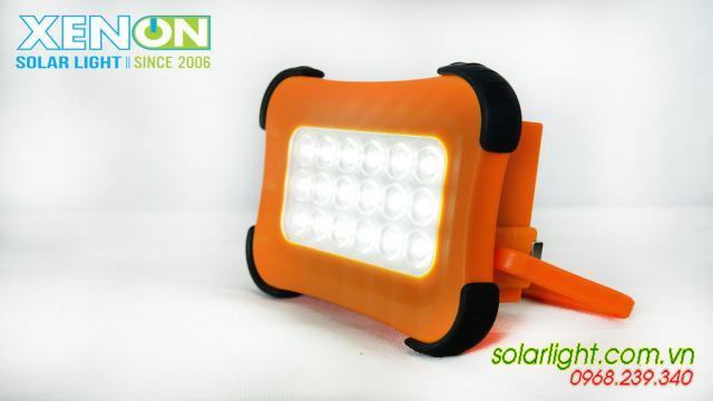 Đèn pha năng lượng mặt trời cầm tay 50W kết hợp pin dự phòng - PL5.0