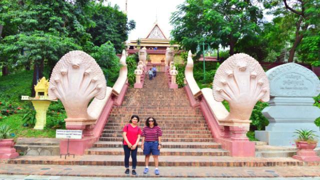 Wat Phnom - Tour Lào Campuchia Thái Lan