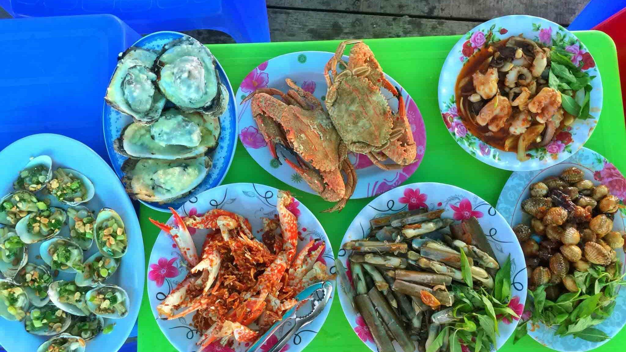 "Check-in" ngay biển Tân Thành - Điểm camping ở Tiền Giang dành cho tín đồ mê hải sản