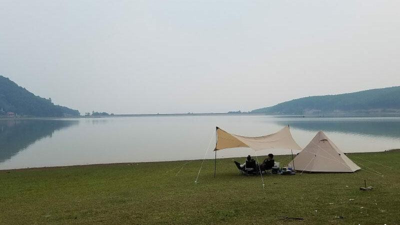 Tín đồ thích "xê-dịch" nhất đinh phải ghé thăm 4 điểm camping ở Ninh Bình ngắm "view" hồ này