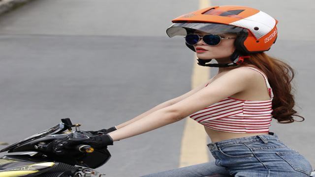 Mũ bảo hiểm phượt Royal M134C