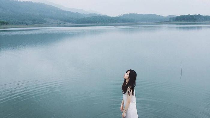 Tín đồ thích "xê-dịch" nhất đinh phải ghé thăm 4 điểm camping ở Ninh Bình ngắm "view" hồ này